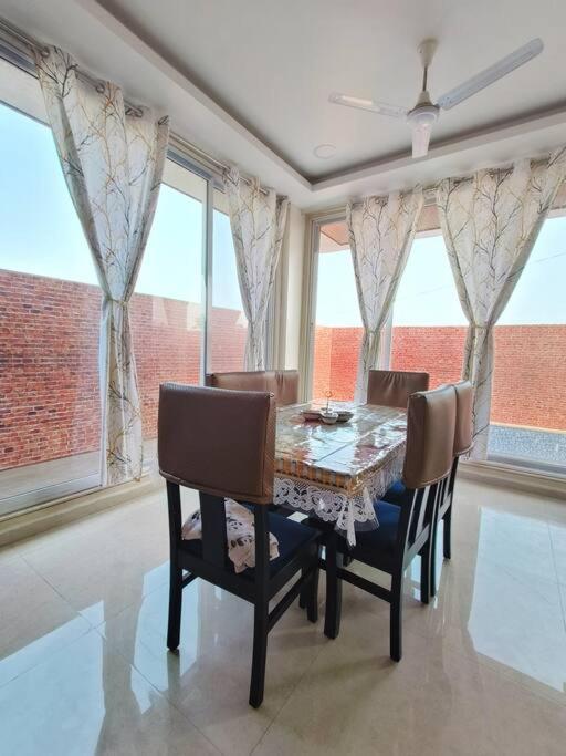 Lavish 3Bhk Villa F2 - Private Pool - The Heaven Pālghar المظهر الخارجي الصورة